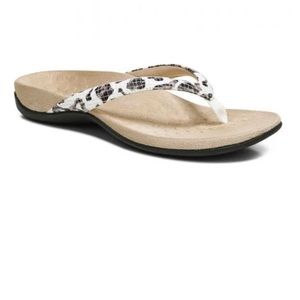 Vionic Dillion Toe Post Sandal 8.5